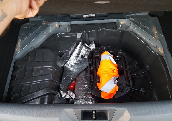 Renault Megane cena 42700 przebieg: 54000, rok produkcji 2016 z Grabów nad Prosną małe 742